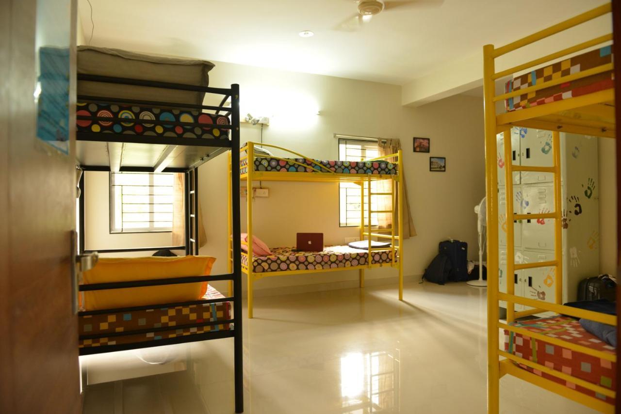 Beehive Commune Hyderabad Hostel Exterior photo